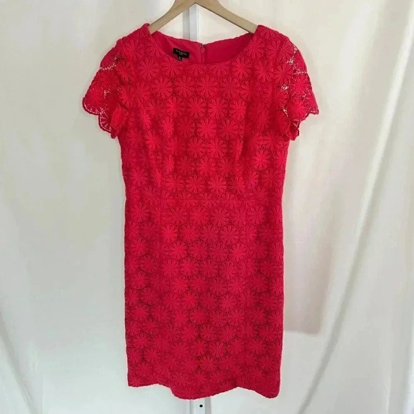Talbots LaRosa Lace Size 8P Dress Short Sleeve Coral Pink Floral Lace Crochet - Picture 2 of 11
